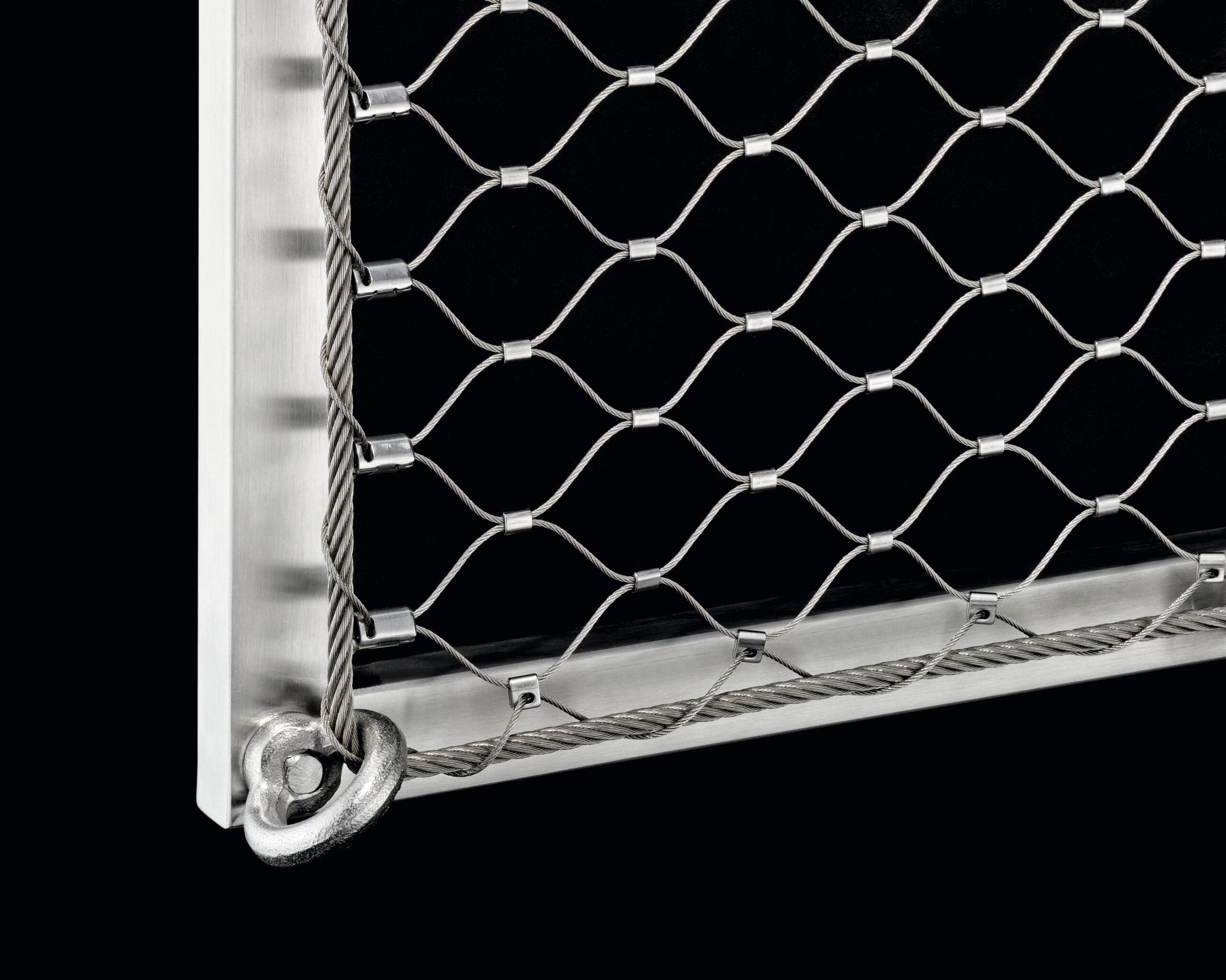 Eckumlenkung mit Ringmutter